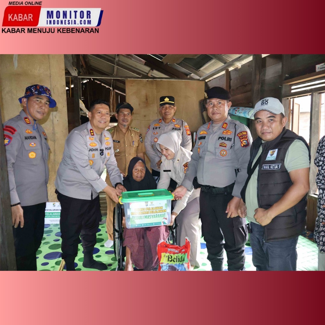 Kapolres Pelalawan Salurkan Bantuan Sosial kepada Masyarakat Miskin