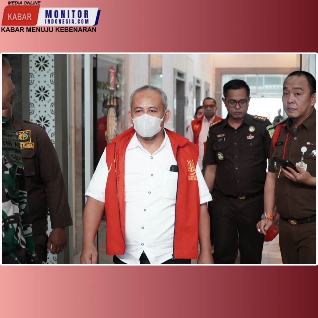 Penyerahan Tersangka Dan Barang Bukti (Tahap II) Perkara Pemberian Fasilitas Pinjaman/Kredit Dari Salah Satu Bank Flat Merah Kepada PT. BSS Dan PT. SAL